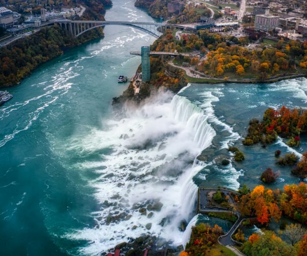 Planning a Day Trip from Toronto to Niagara Falls – American Travel Blogger